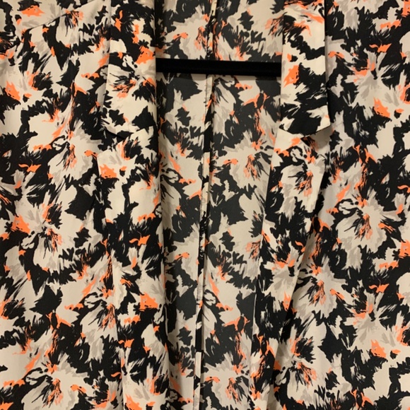 Ladies blazer - Picture 2 of 3